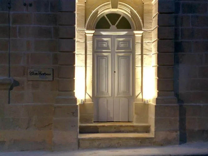 Blue Harbour Nocleg ze śniadaniem