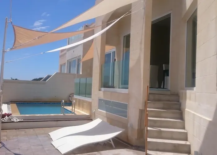 Blue Harbour Oda ve Kahvaltı